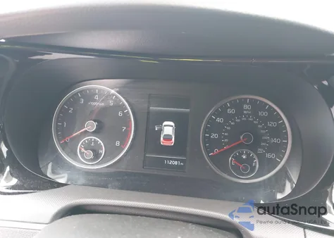 2021 Kia K5 Lxs z USA, uszkodzony, nr VIN 5XXG14J27MG015750